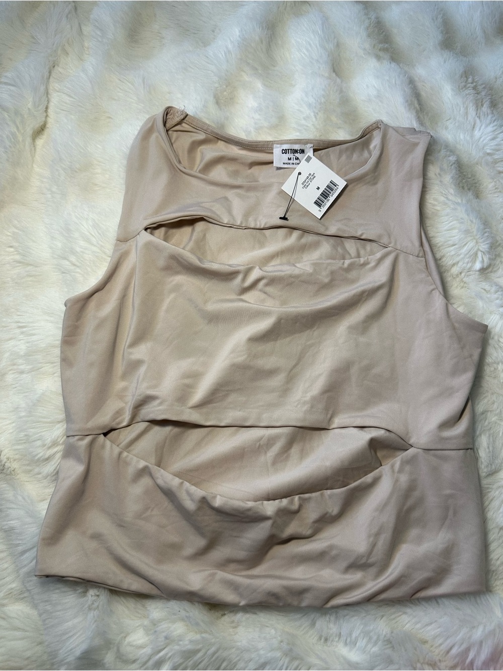 7 Crop top bundle - Picture 4 of 9